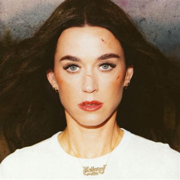 Katy Perry ·