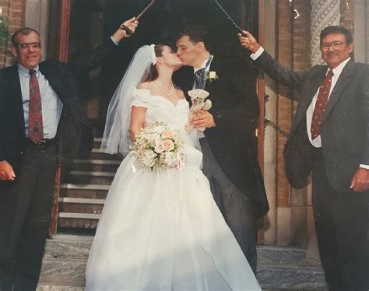 Robert Hight's Marital Status Revealed