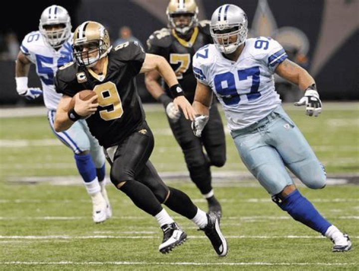 Unveil The Secrets Of Kareem Hunt: A Gridiron Icon