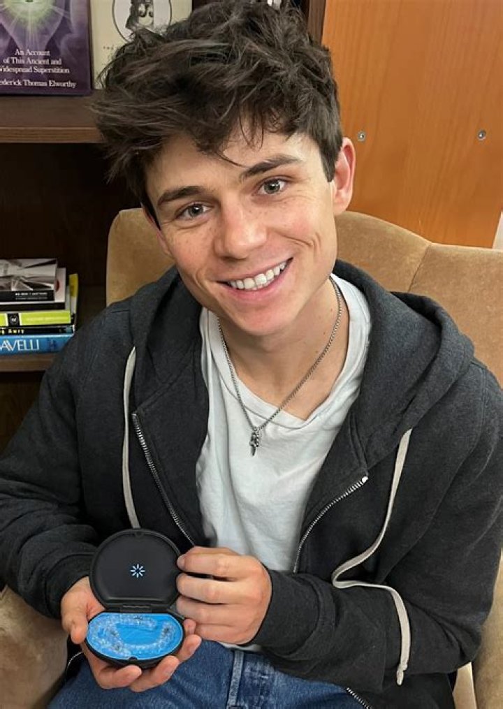 Unveiling Ashby Gentry's Age: Unlocking Insights And Discoveries